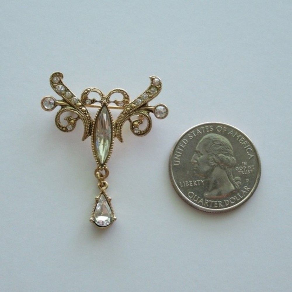 1928 Antiqued Gold Tone Clear Teardrop Pin - Picture 6 of 8